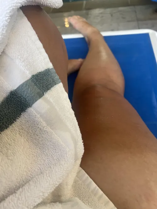 Do you find this thick legs sexy?