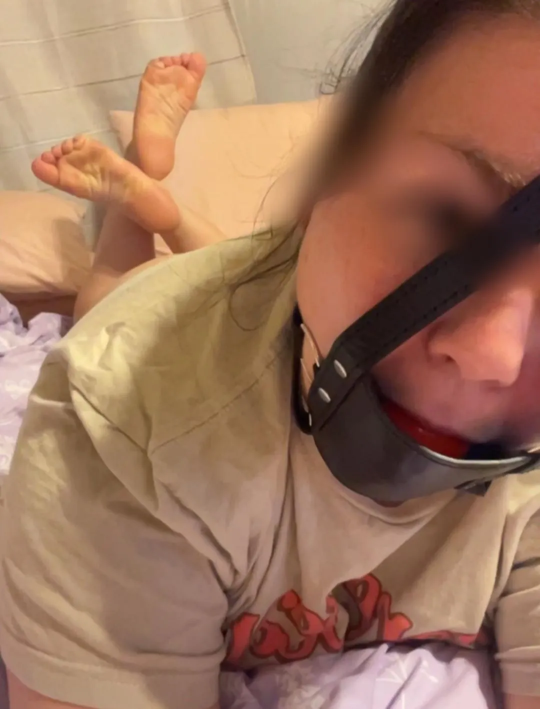 Hanna in the harness