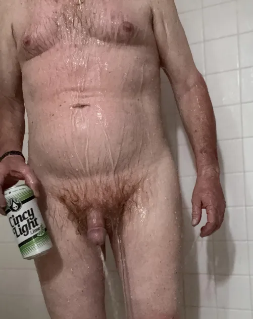 Happy 4th. Staying local ish today with RHINEGEIST Cincy Light Lime.