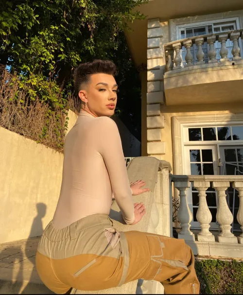 He has such a fat ass gonna bust fat load to this