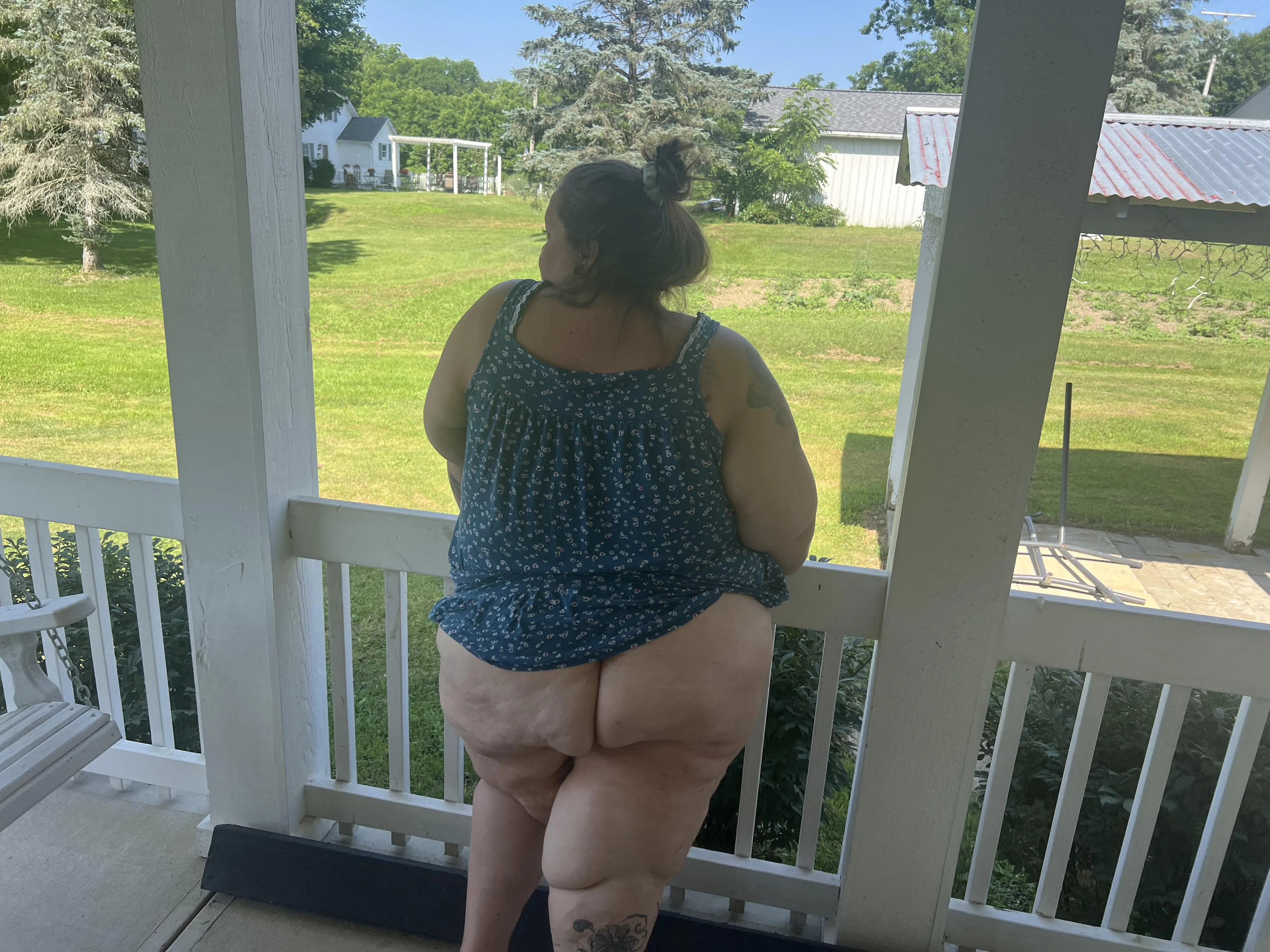 Hope the neighbors don’t see…