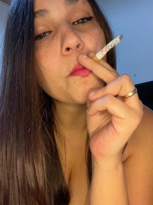 I need an ashtray 🚬💨... Can you help me?