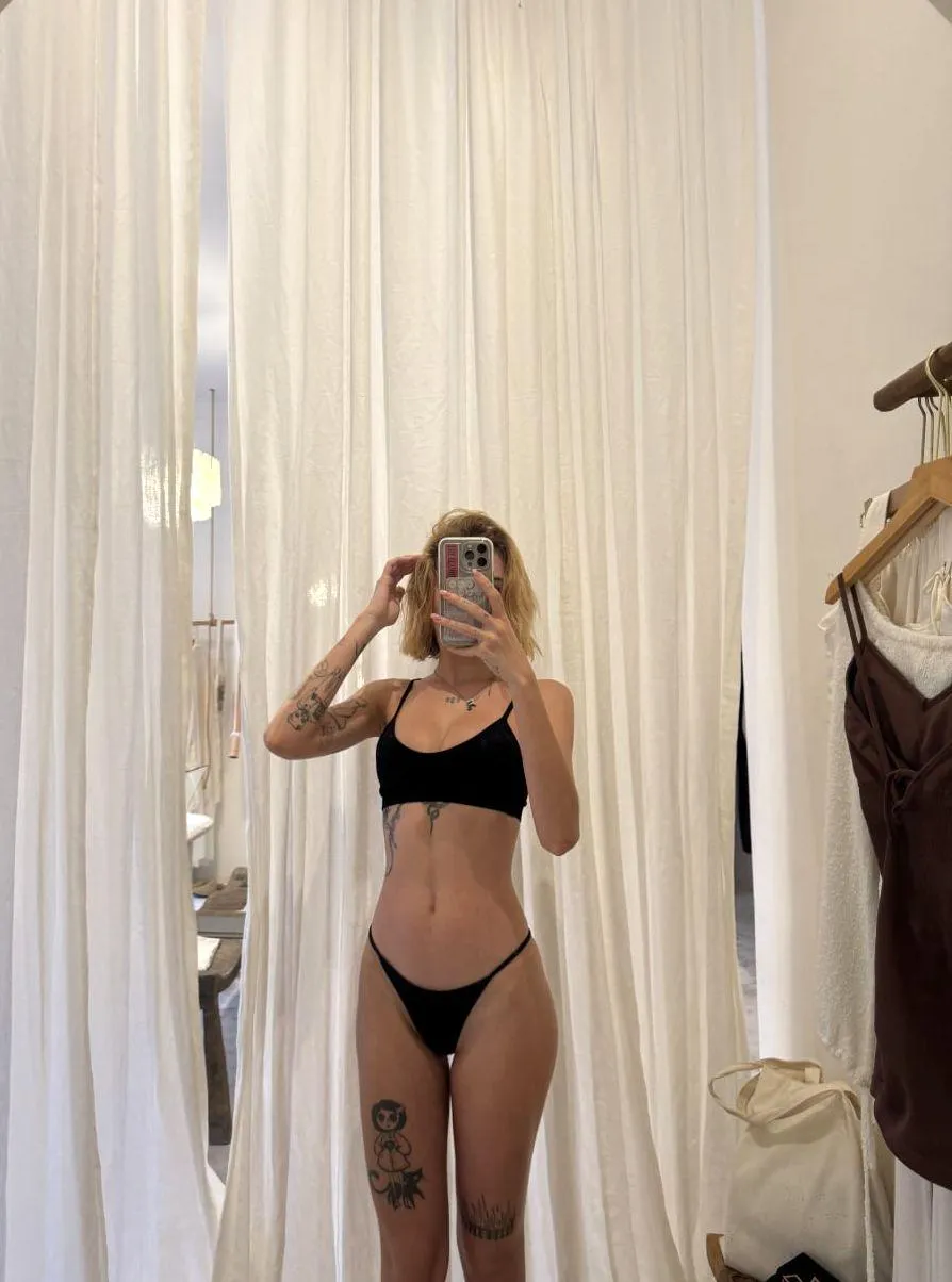 I want to buy other color of this bikini