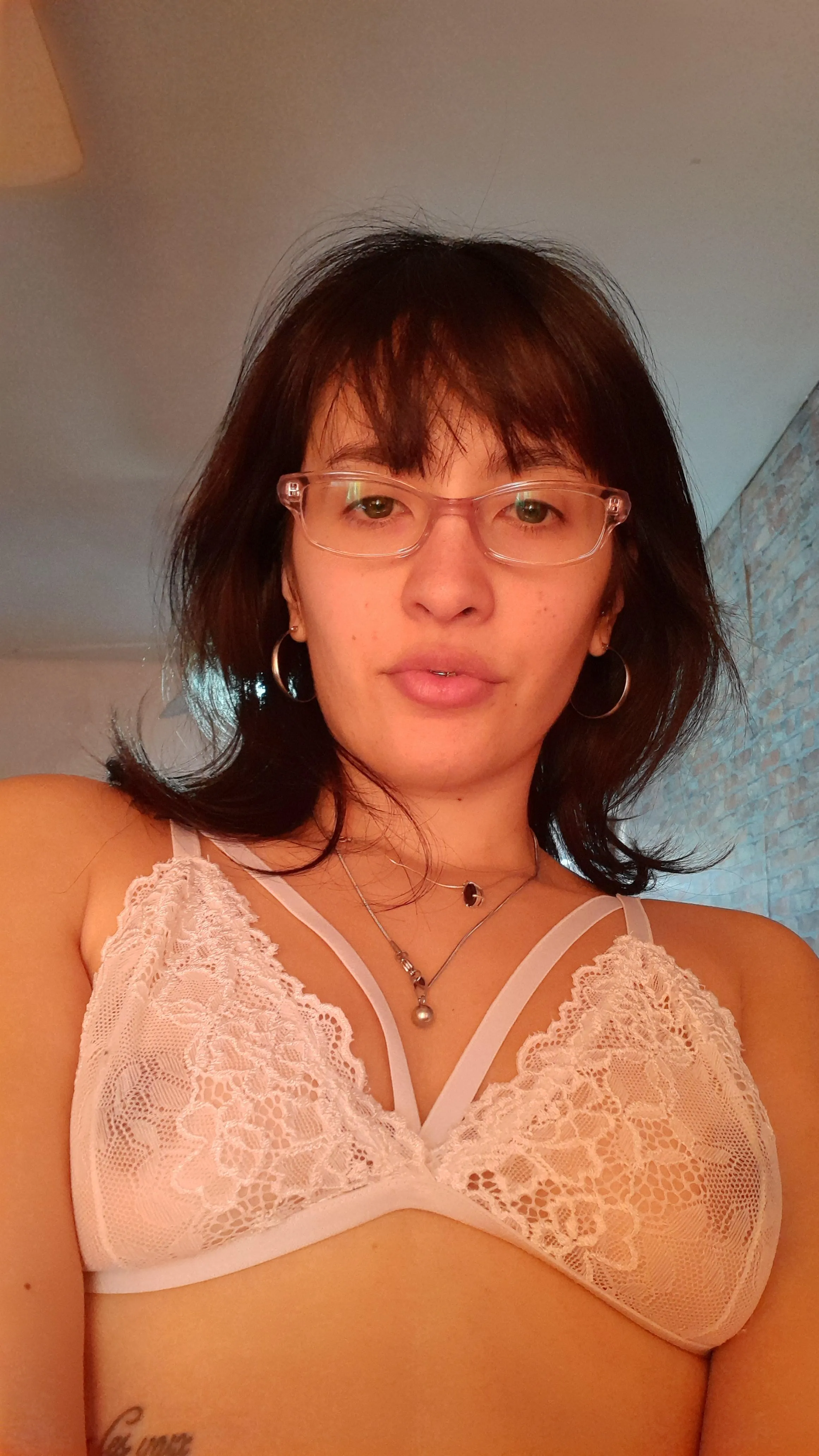 I'm toxic, manipulative, and nymphomaniac. Will you be my boyfriend? Hahaha