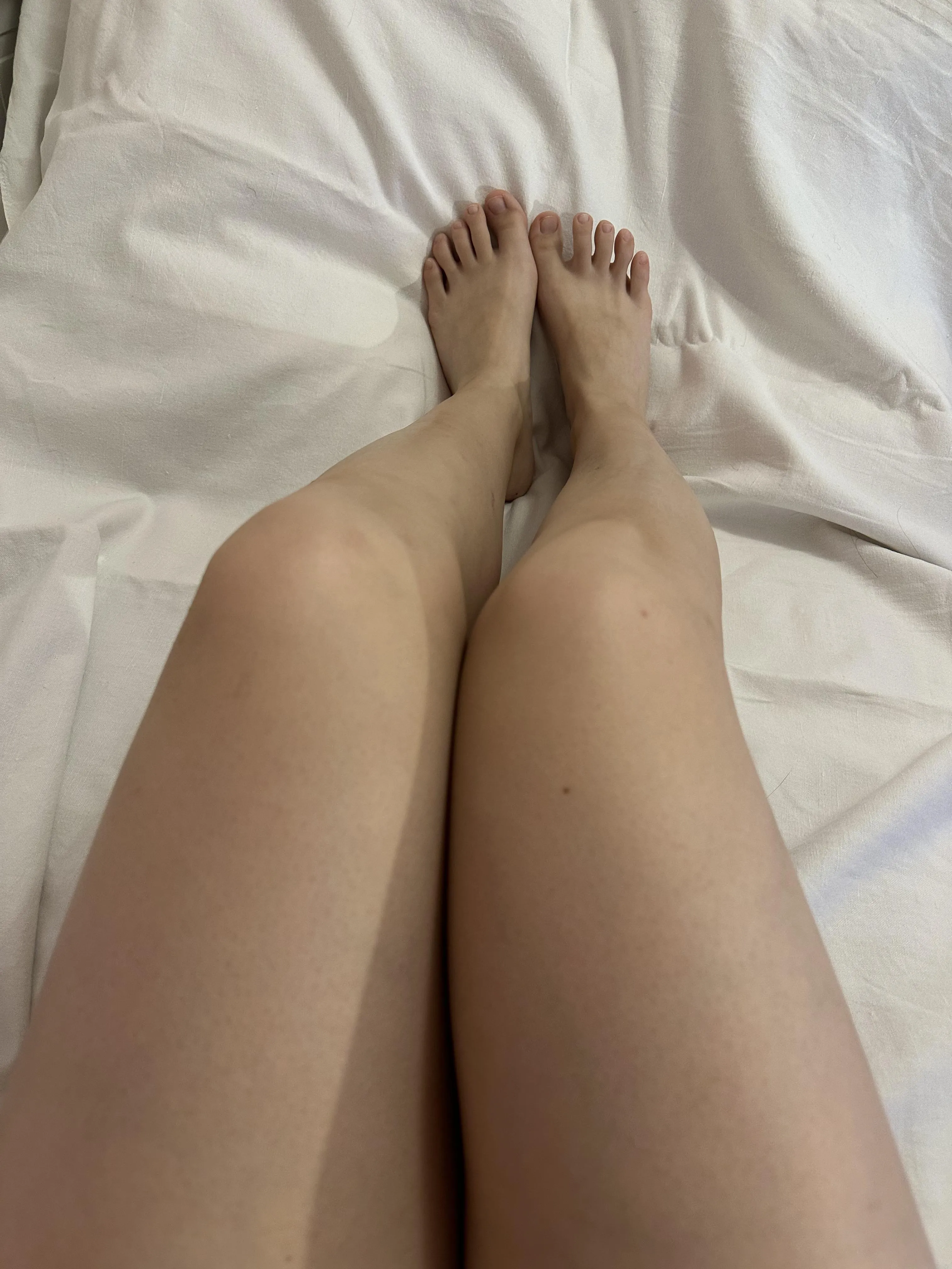 Imagine the smell of me. After shower, in bed 🤤