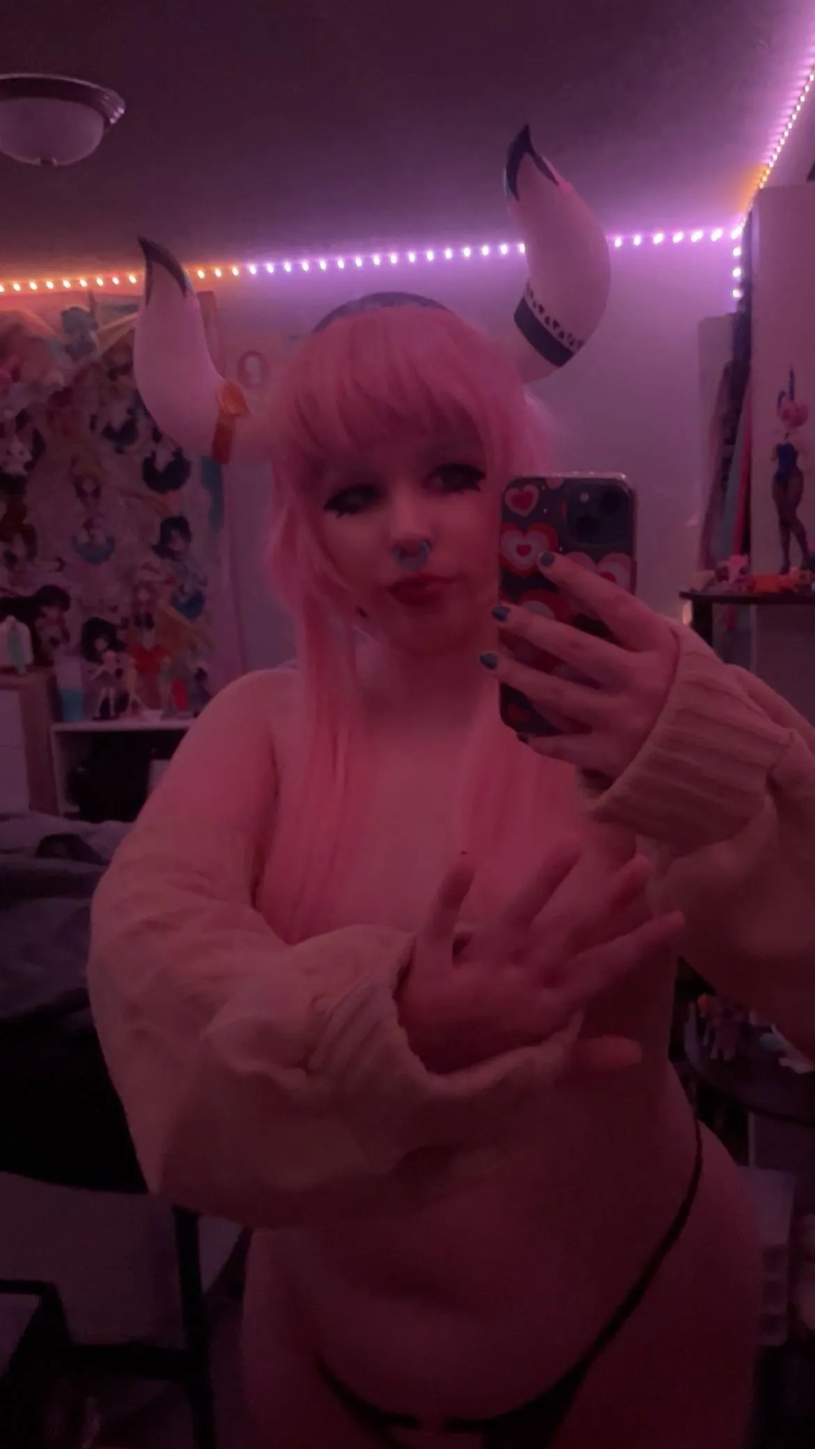 Topless varesa cosplay