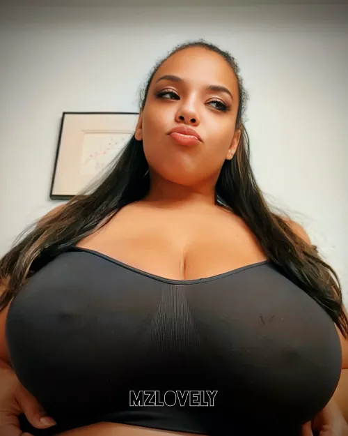 Wondering How It Will Feel Between 💭 | @MzLovely