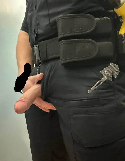 [25] Quick bathroom break 😉