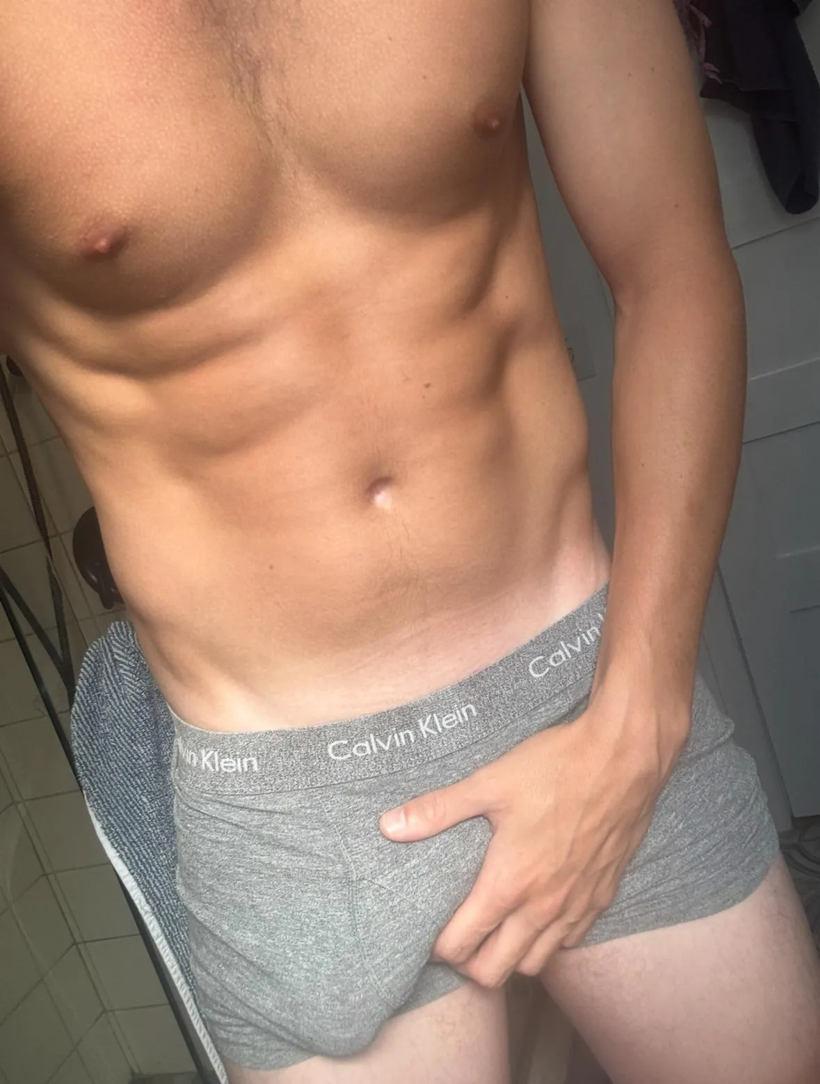 28 Straight Calvin shot