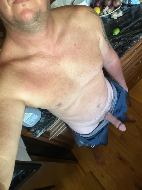 [50] straight, done with golf, now taking clothes off..needing a naked partner