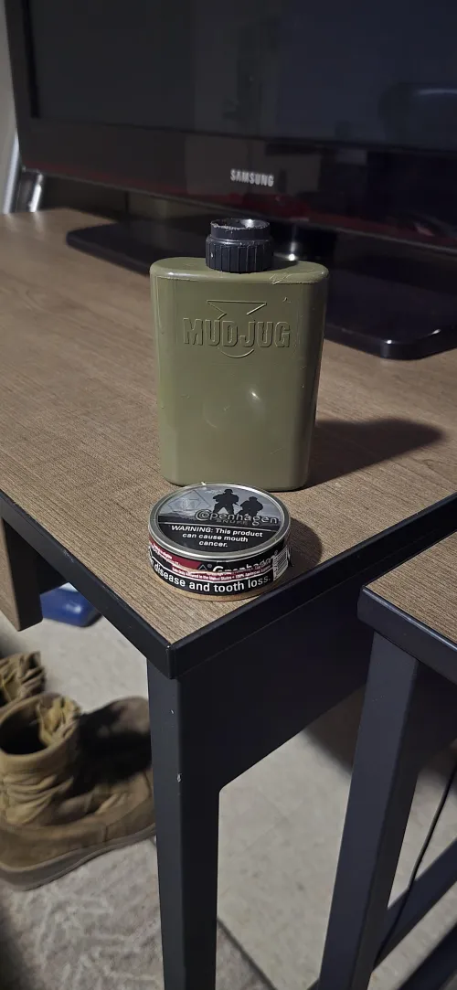 Been using this Mudjug canteen spittoon for a month now, best investment ive made.