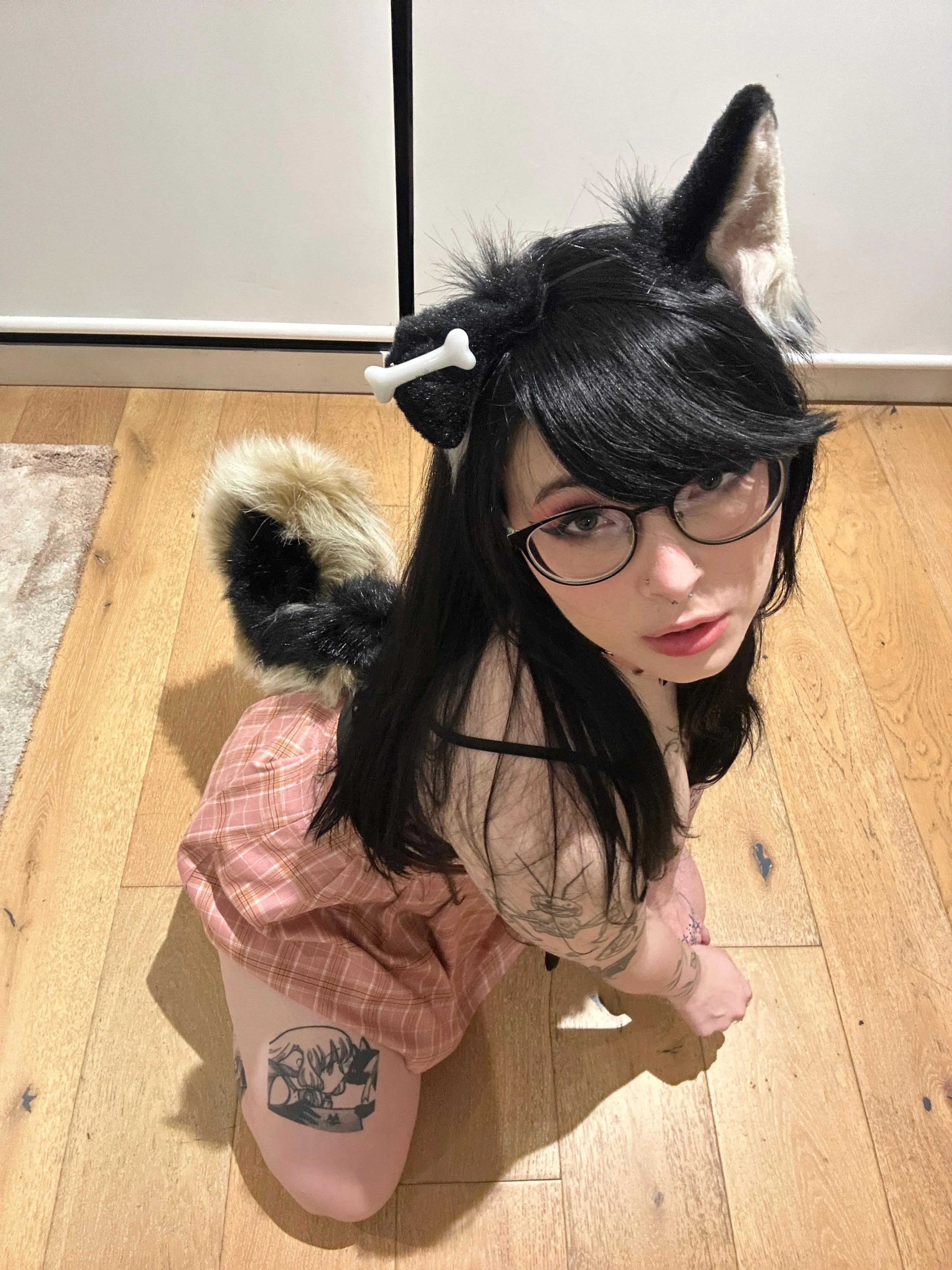 Good girls get treats... and I’ve been so good today.🍬🐾