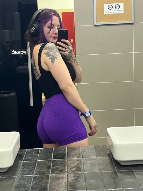 got brave enough to take a pic at the gym
