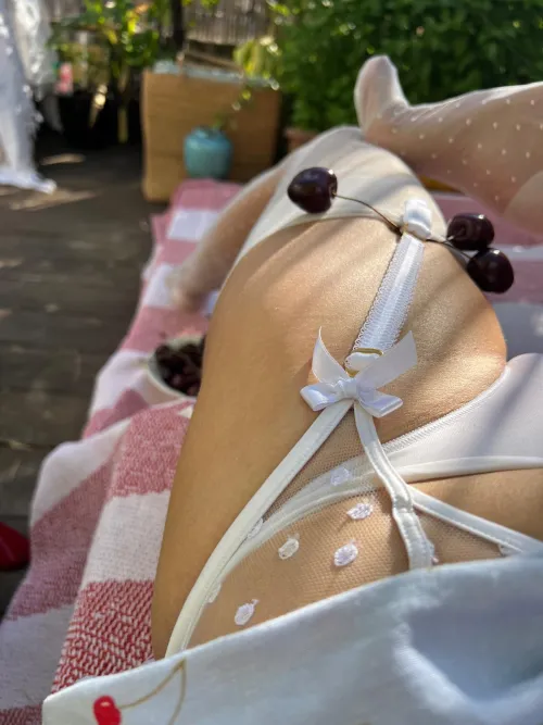 i like to serve my cherries in style OC