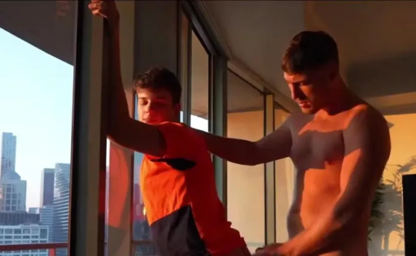 Isn't it annoying when your mate is more interested in the view than in playing the game you invited him for?!