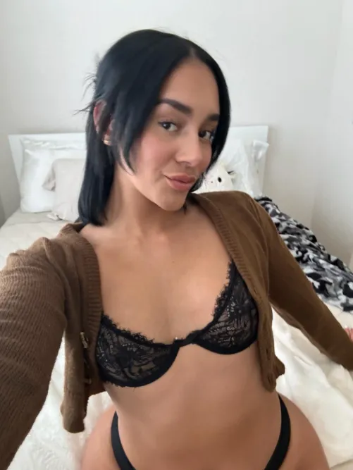 Let’s give each other head and chill?? need to put this lips to work, hit me up 20F