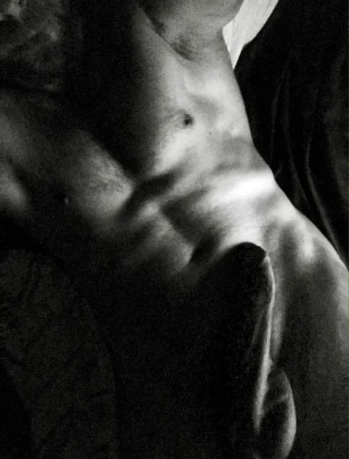 Looking for females to text