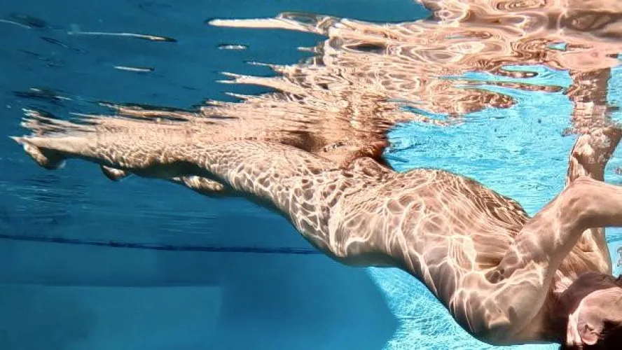 Nothing says summer like ti[m]e in the pool (SAP 260)