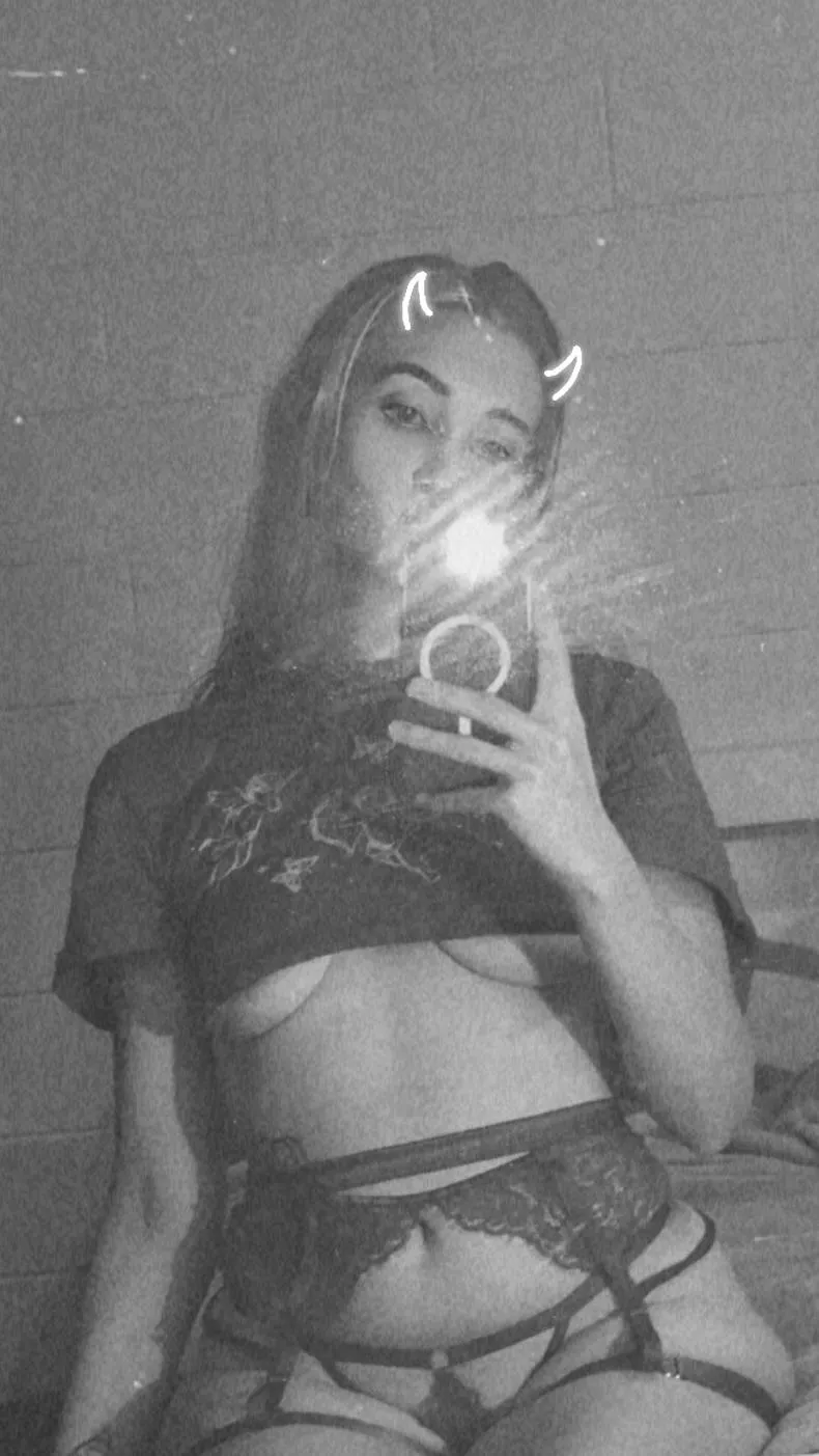 ONLYFANS FRESH SEXY PHOTOS ARE CUMING!