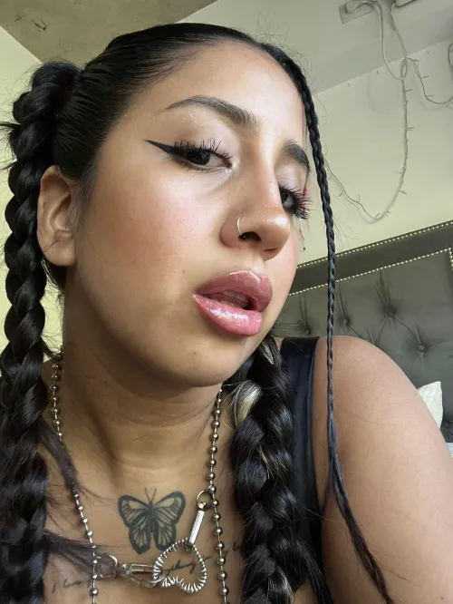 Sexy lips 💋💋💋 check for more