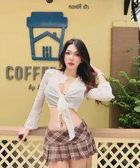 Strapped with some serious heat, can’t you see?