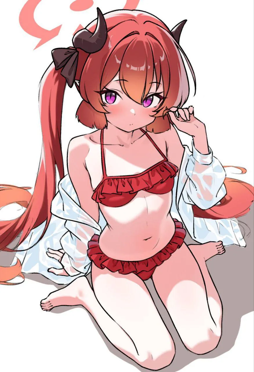 traade Social in bio(Social in body text)