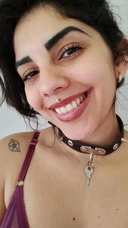 Well, I only put on your key to rub in your face your confinement, your denial, and who knows if one day I will free you. 🥰😈