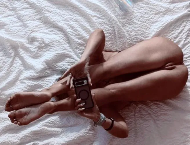 Would you like daily selfies?