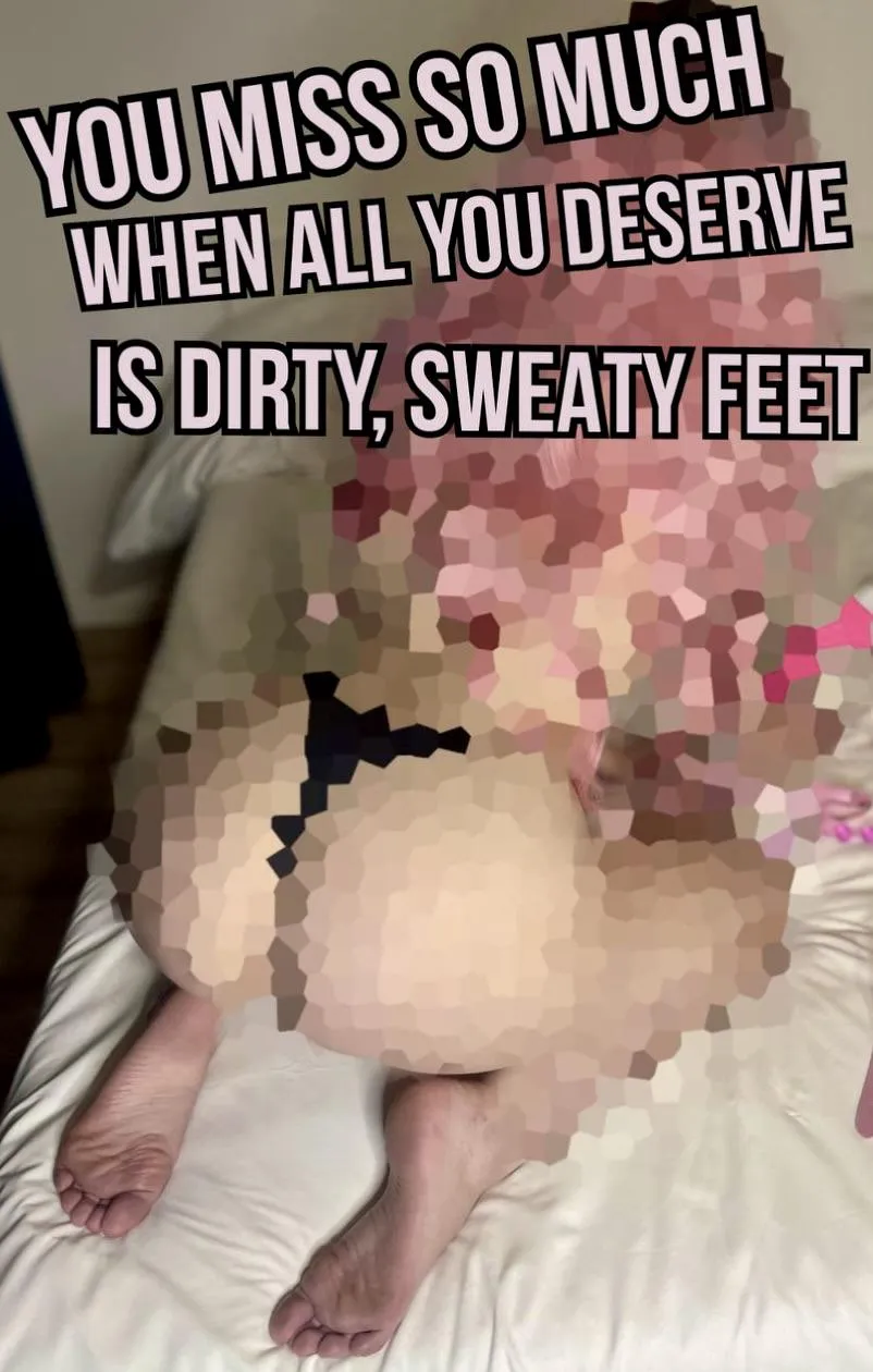 You're so pathetic, but you already know that for sure 🤫