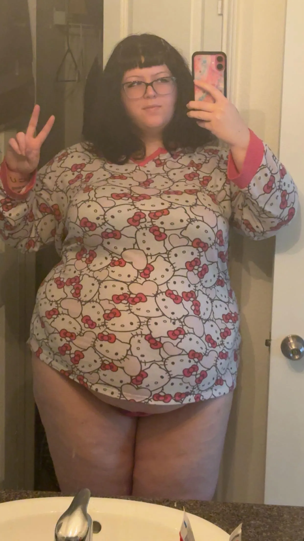 big belly means more for you to grab on ;p