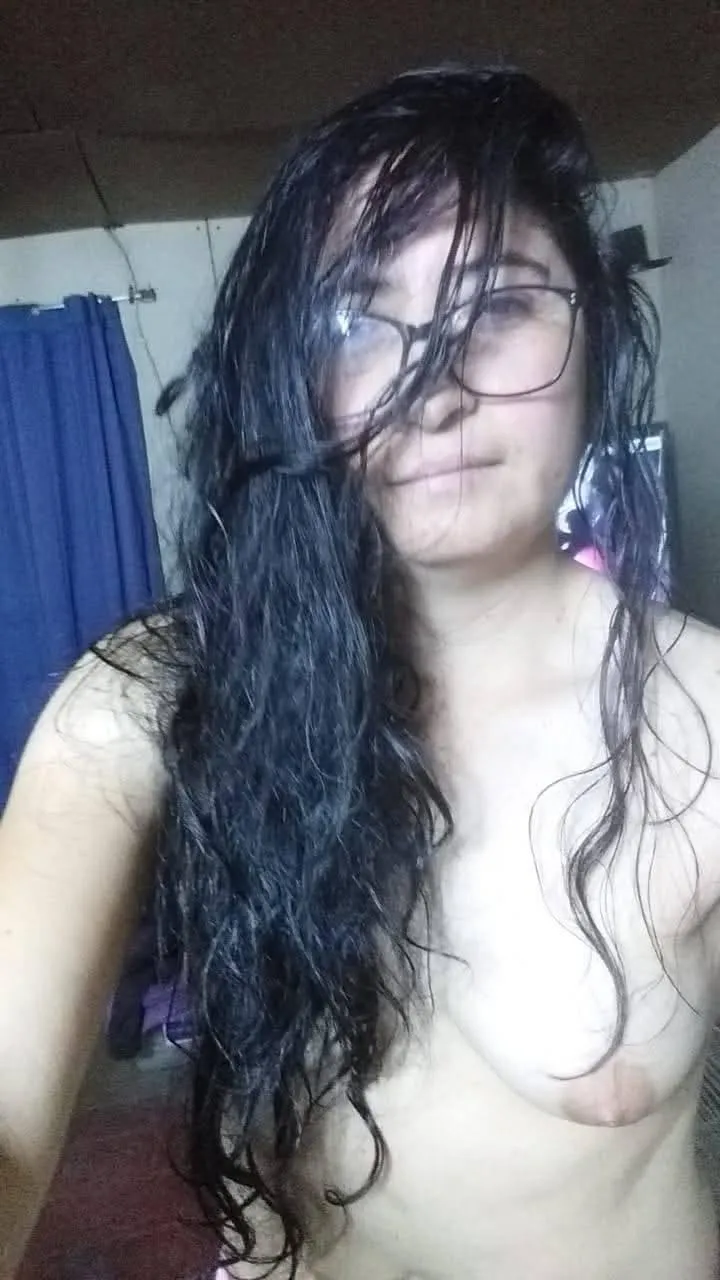 [f] hola saludos