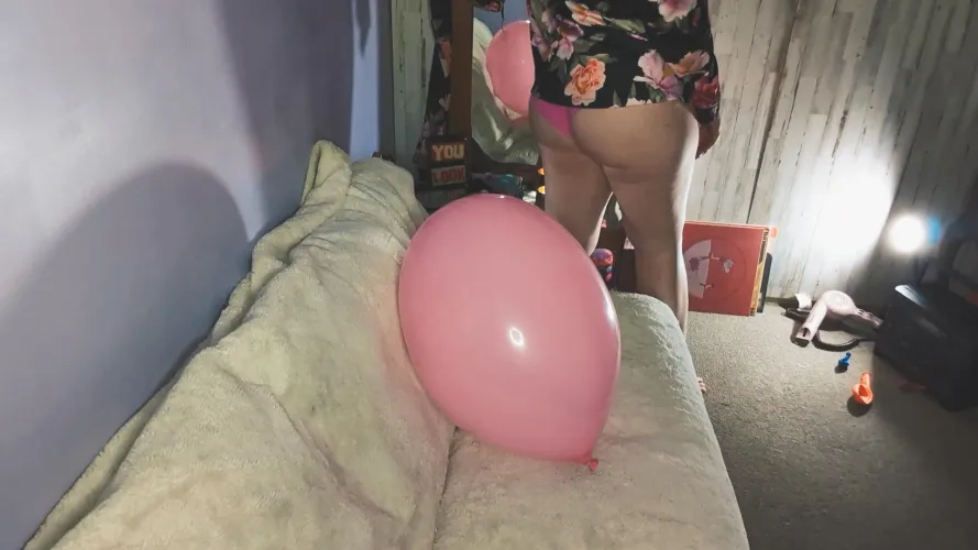 I've been bouncing on the cutest balloons