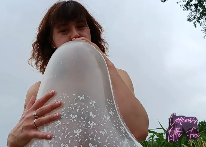 Love how wet balloons look🥰🎈