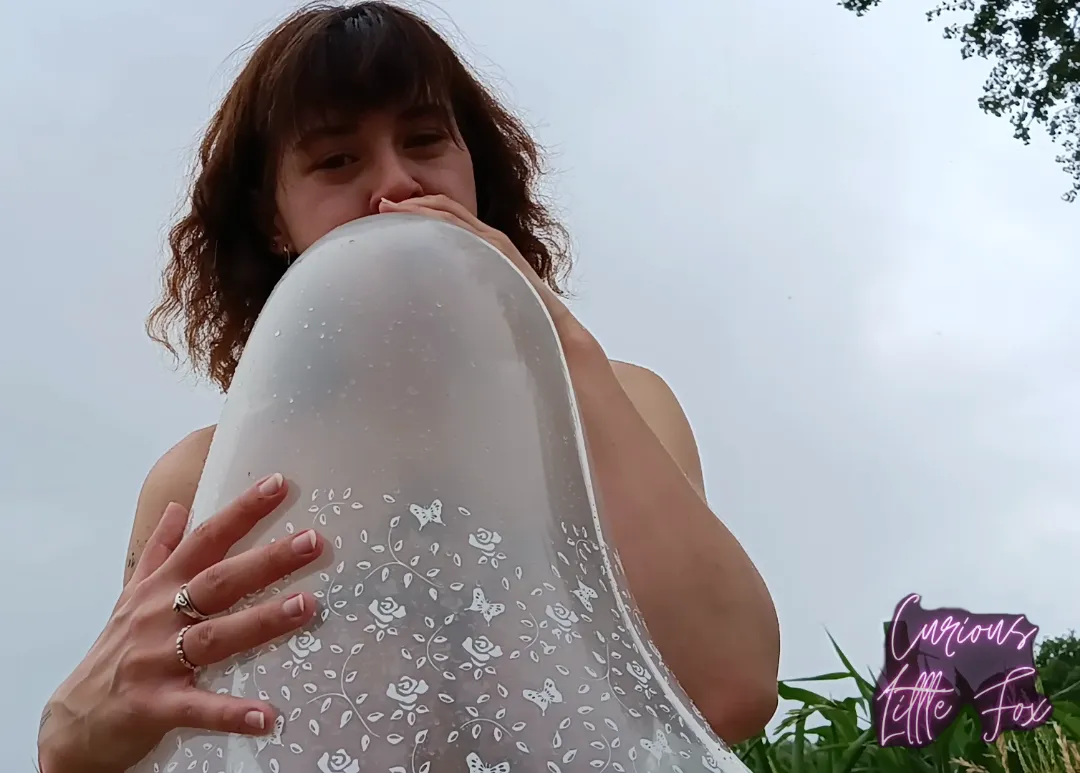 Love how wet balloons look🥰🎈