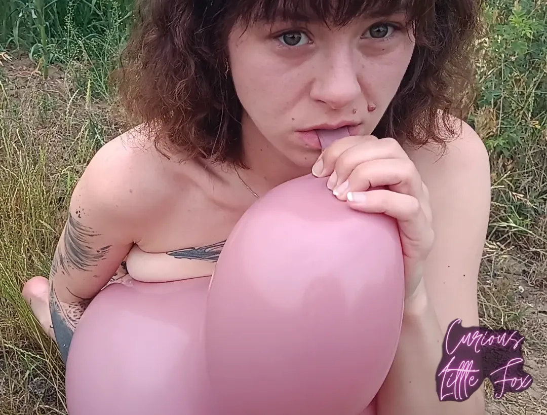 There is something irresistible in long necks🥵🎈