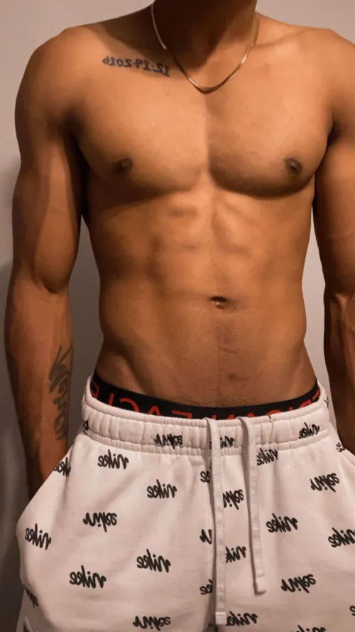 28m looking for someone fun (f)