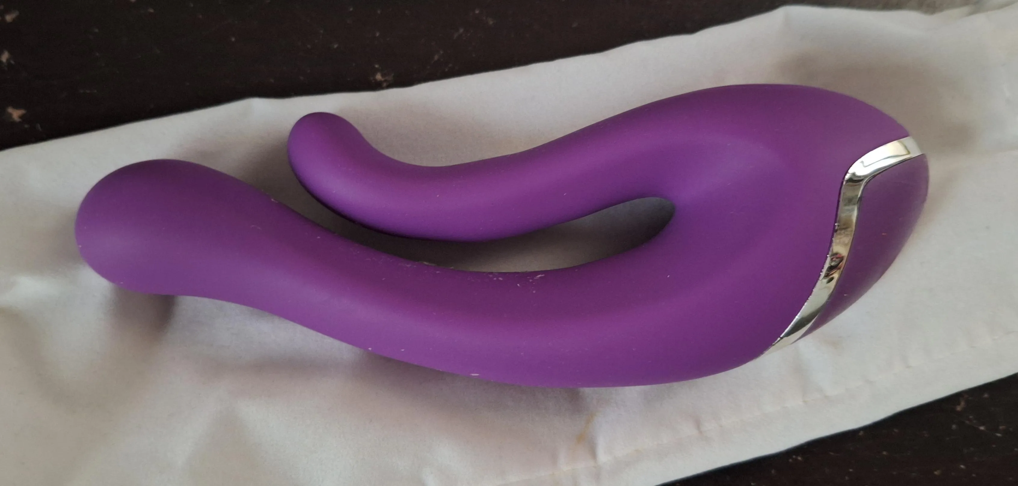 House sitting for a friend and she left this right on top of her dresser 🥵