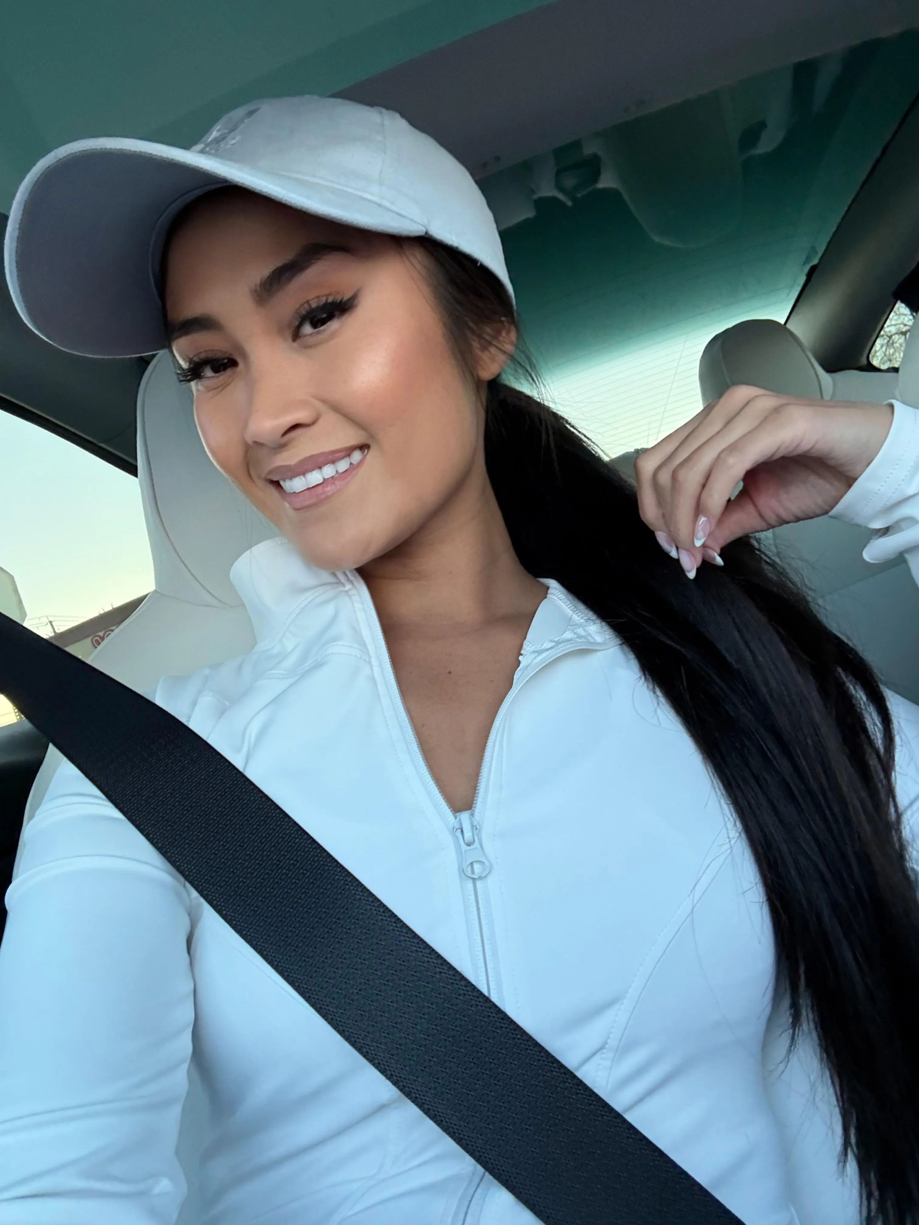 I may look cute, but I want you to treat me like a slut 😋