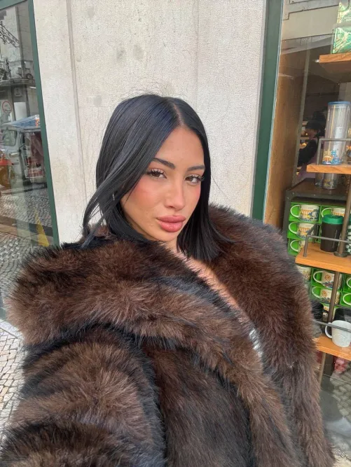 20F in Georgia and dripping with need can you take control and breed me right?