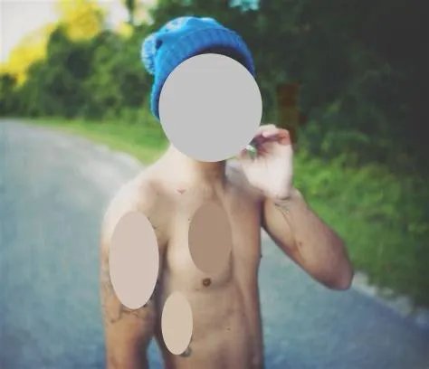 32 [M4MF] #LEE SUMMIT HWP chill experiences single male looking to connect and smoke