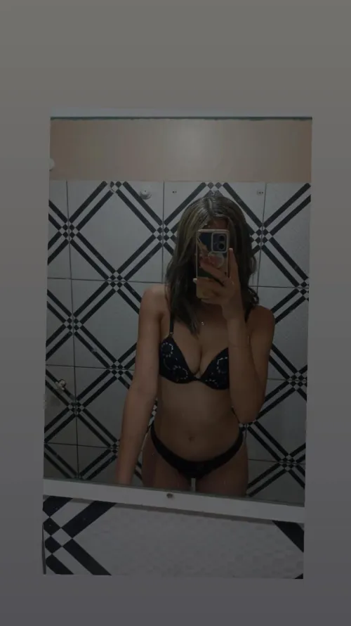 Acho q preciso de umas lingeries rsrs