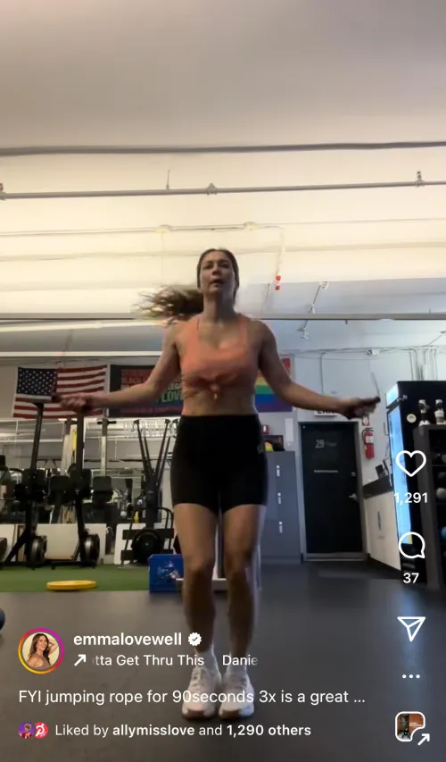 EMMA IS JUMPING ROPE ON HER IG 🥵🥵🥵