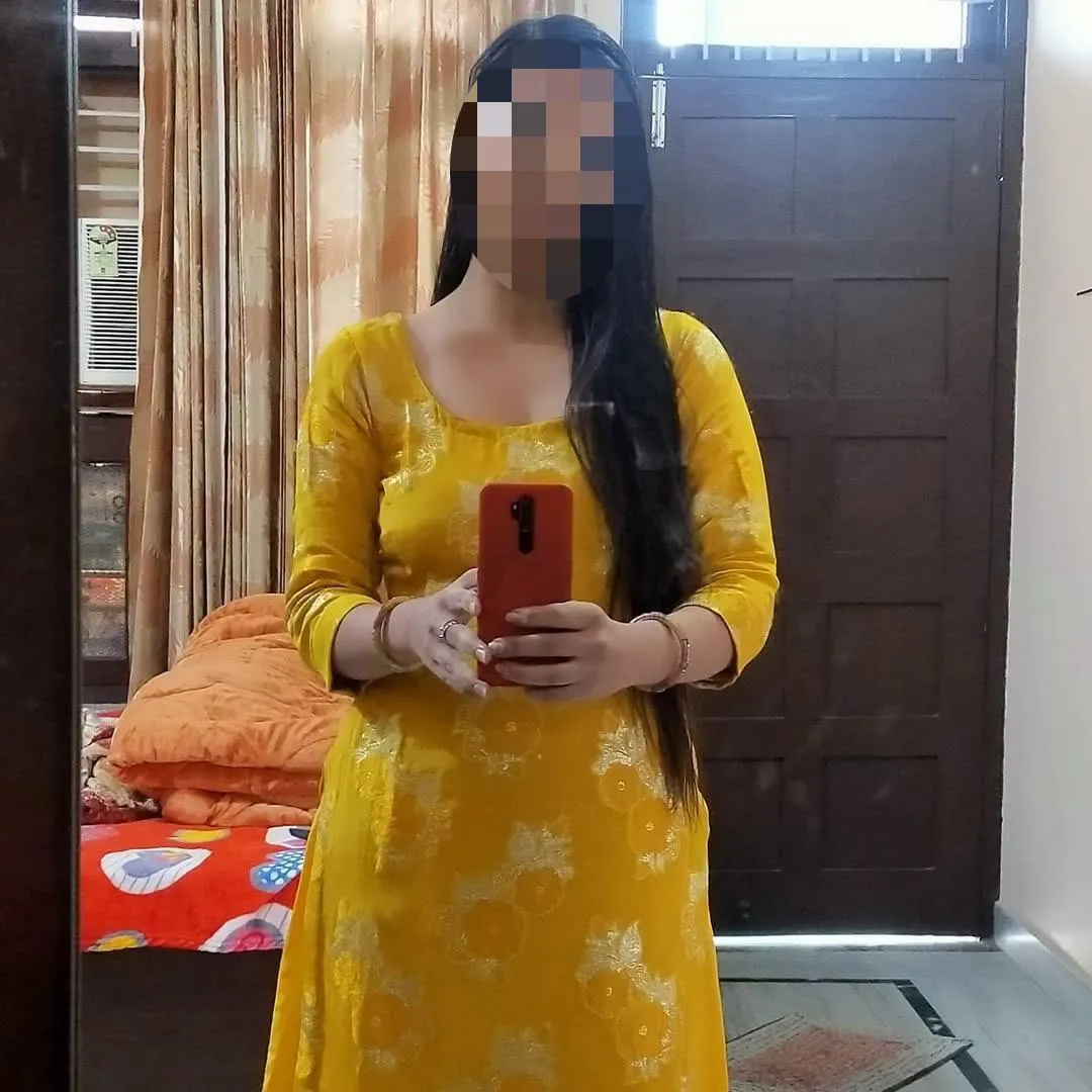 F 34 from Pune. Here for chat. And who knows what else.