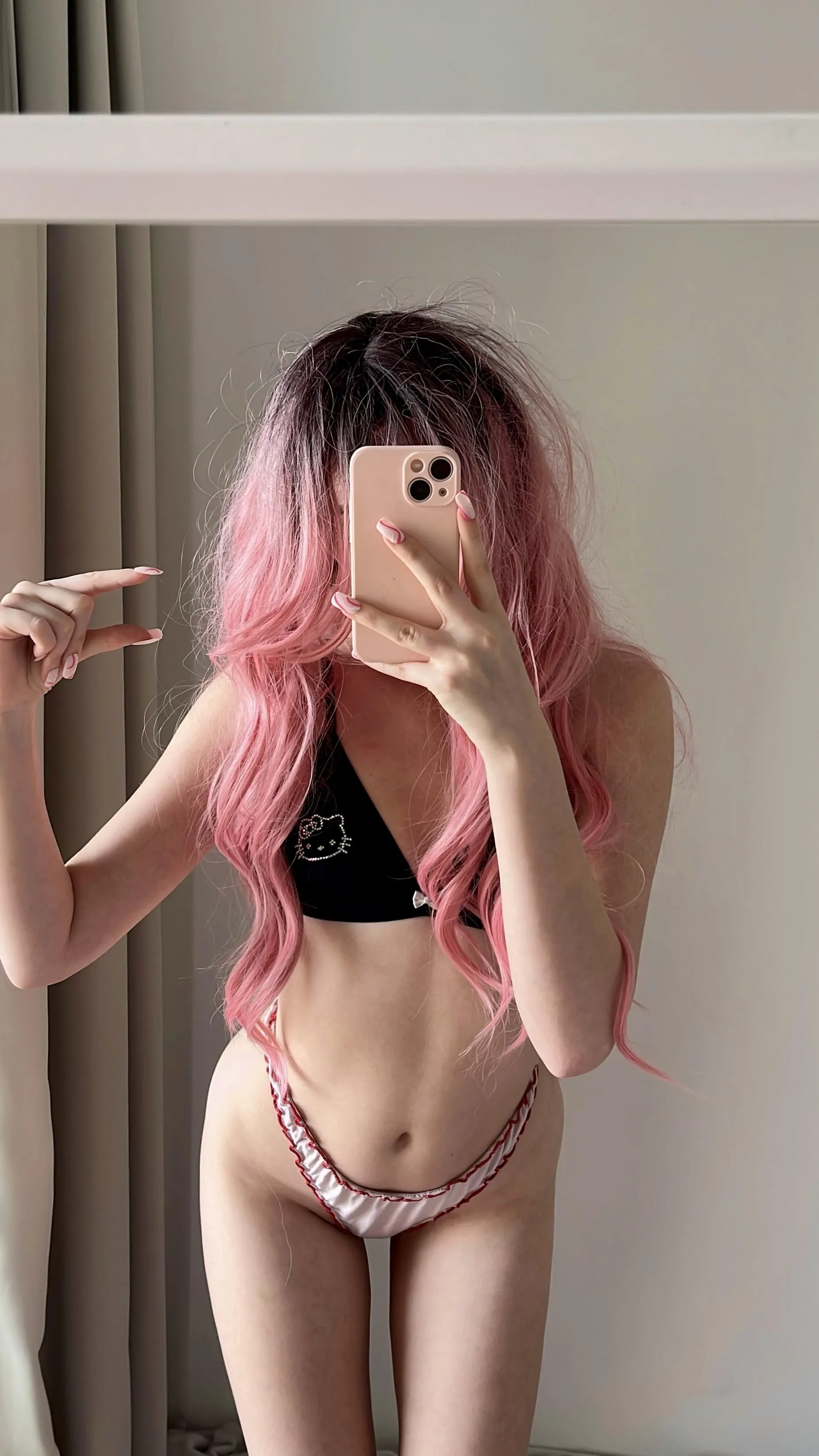 Only react if your dick is smaller than 4 inches soft 🤏