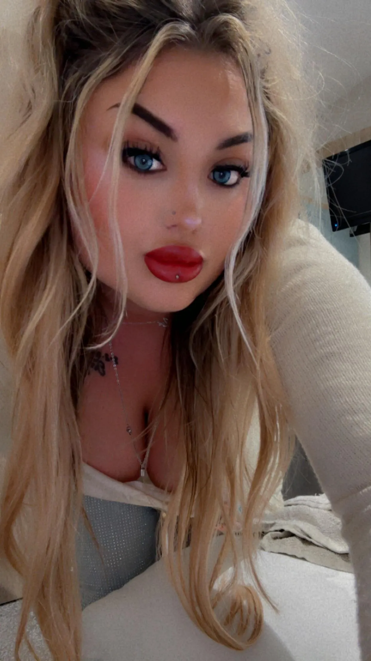 Red lips while I was on holiday ♥️