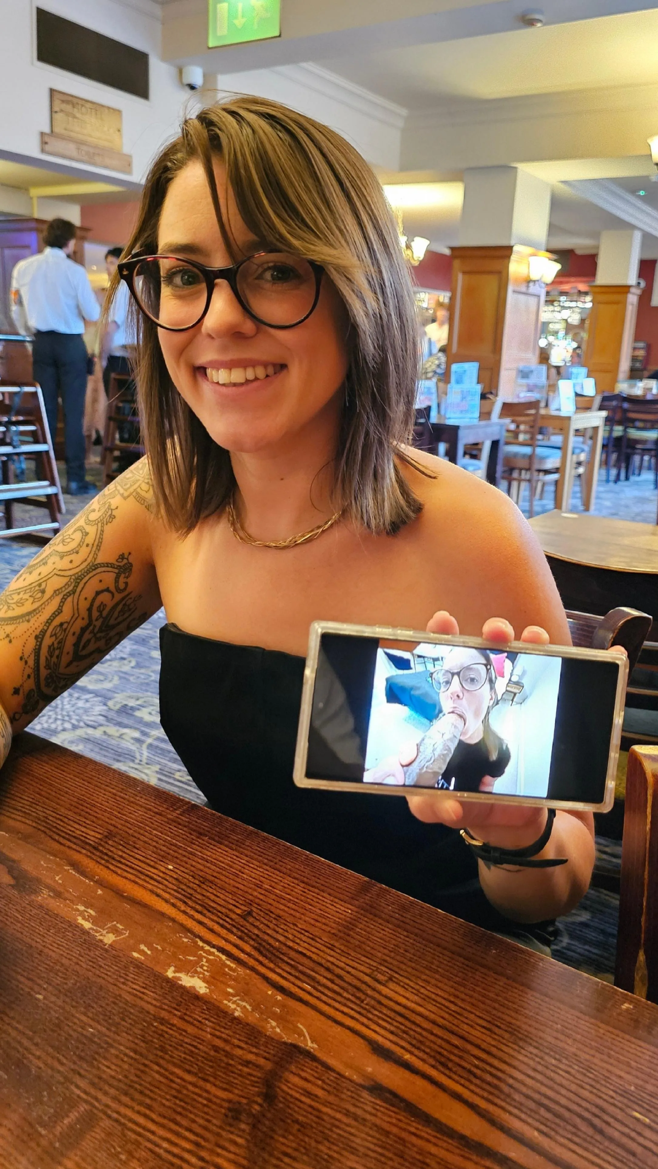 There are two sides of me to choose from. Nice wife or the one on the phone