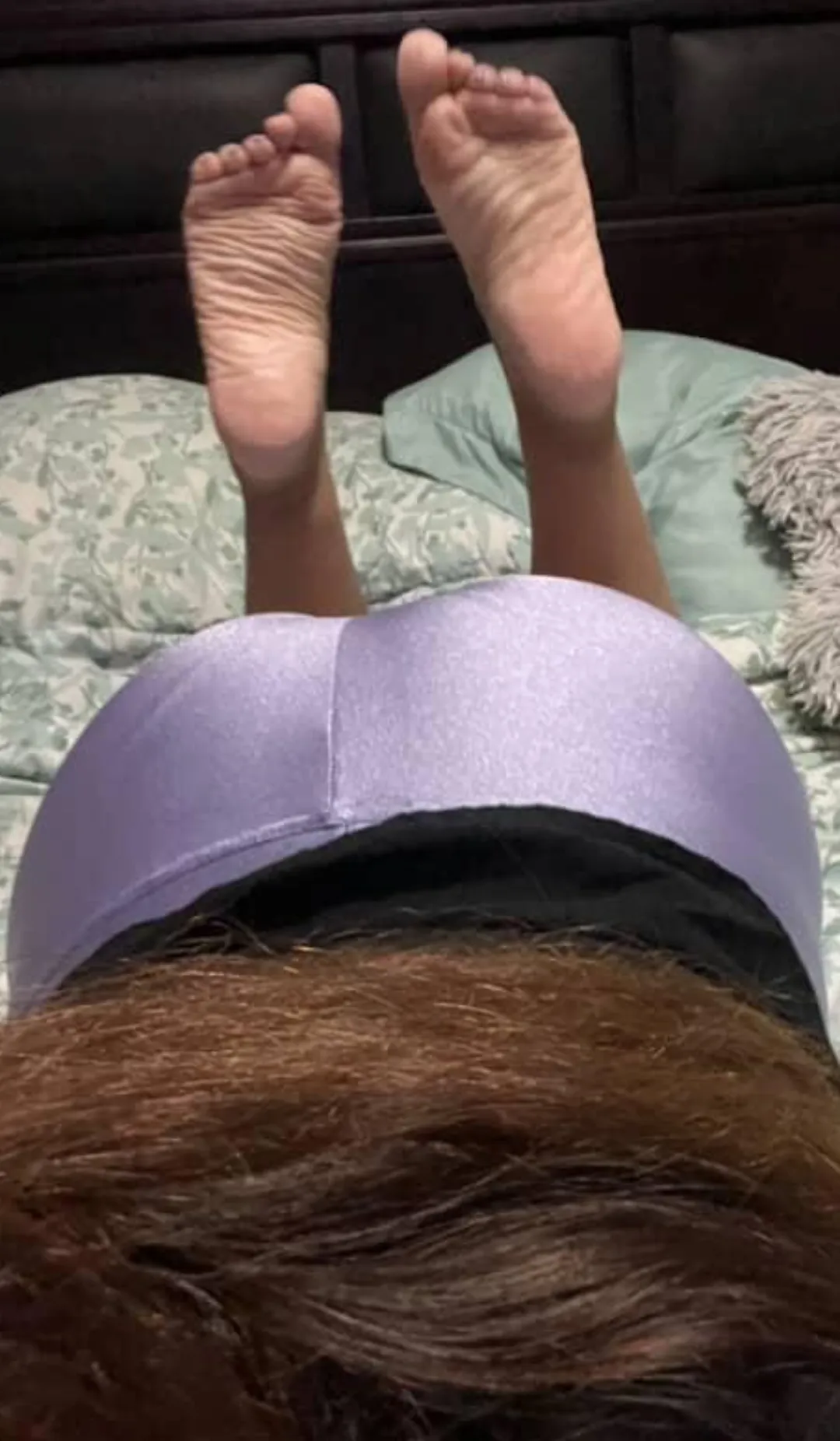 Tiny wrinkly feet, big latina ass. You may thank me