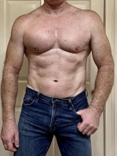50 [M4MF] #Atlanta - Muscular, experienced guy for hotwife