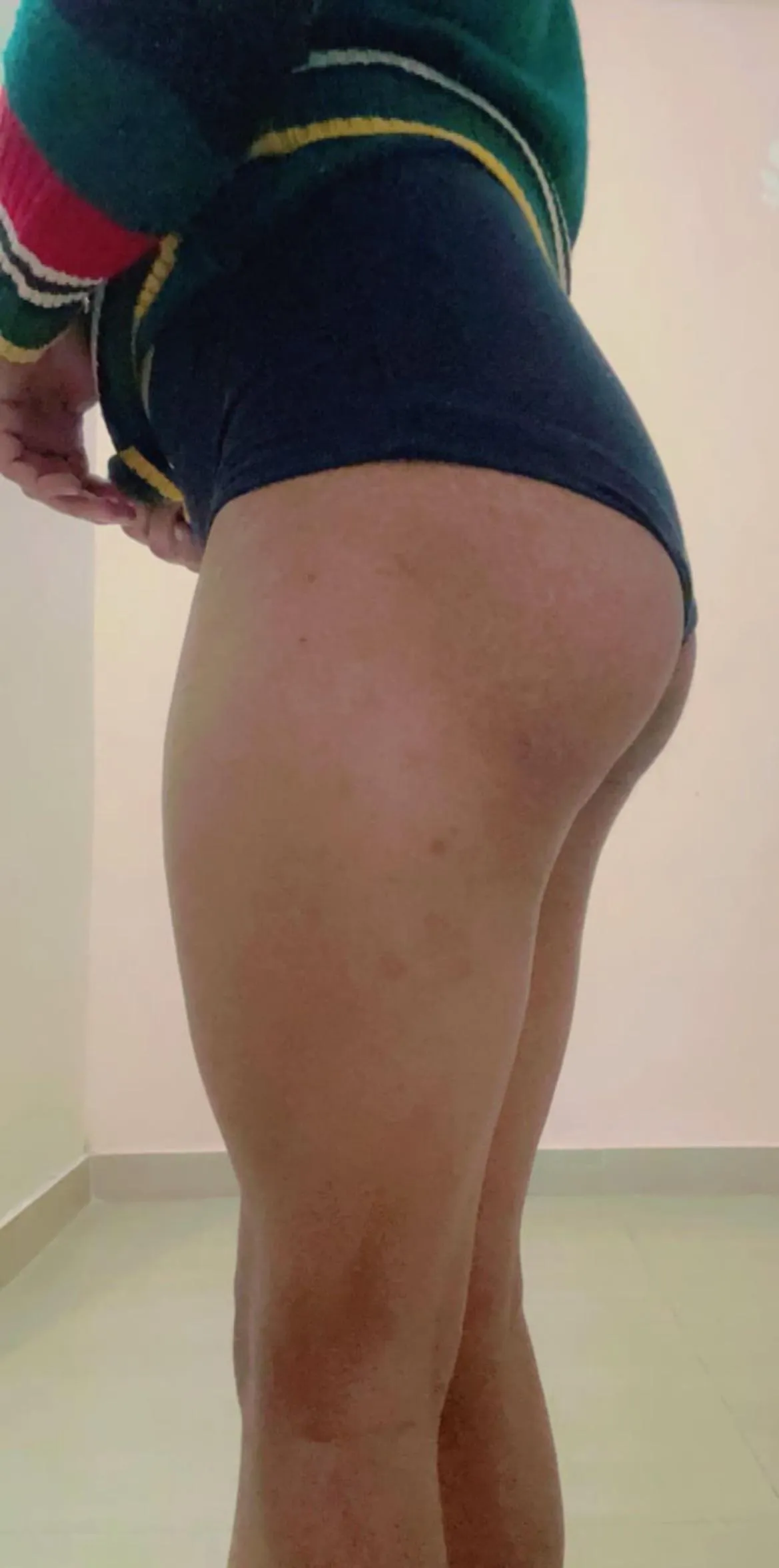 Anyone willing to make me their lil secret?