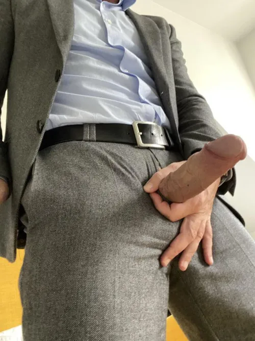 Daddy wants a bottom dms open